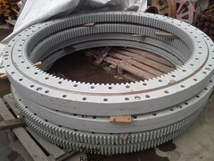 Опорно поворотное устройство МКГ 25 БР