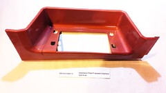 Подножка (корпус) HOWO Е-3 правая красный WG1641240114