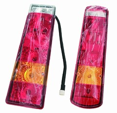 Фонарь задний правый F2000 SAHCMAN DZ9200810020 LEO