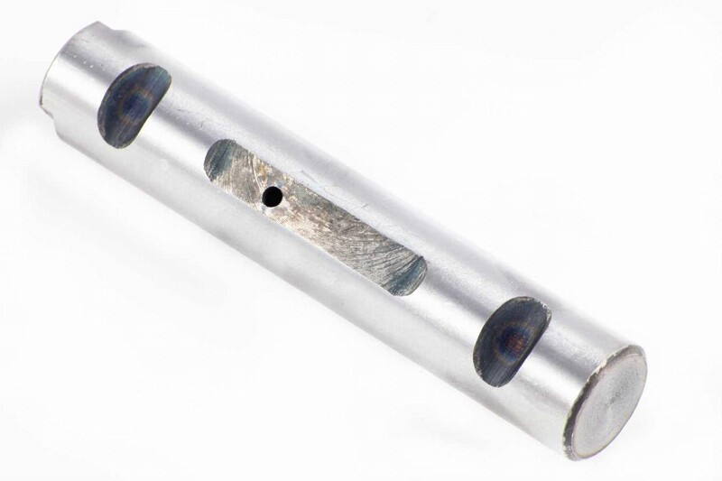 Палец передней рессоры WG9100520065