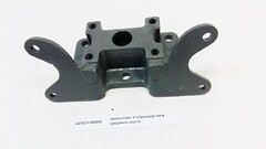 Кронштейн V-обр. тяги (средний мост)//AZ9231340042